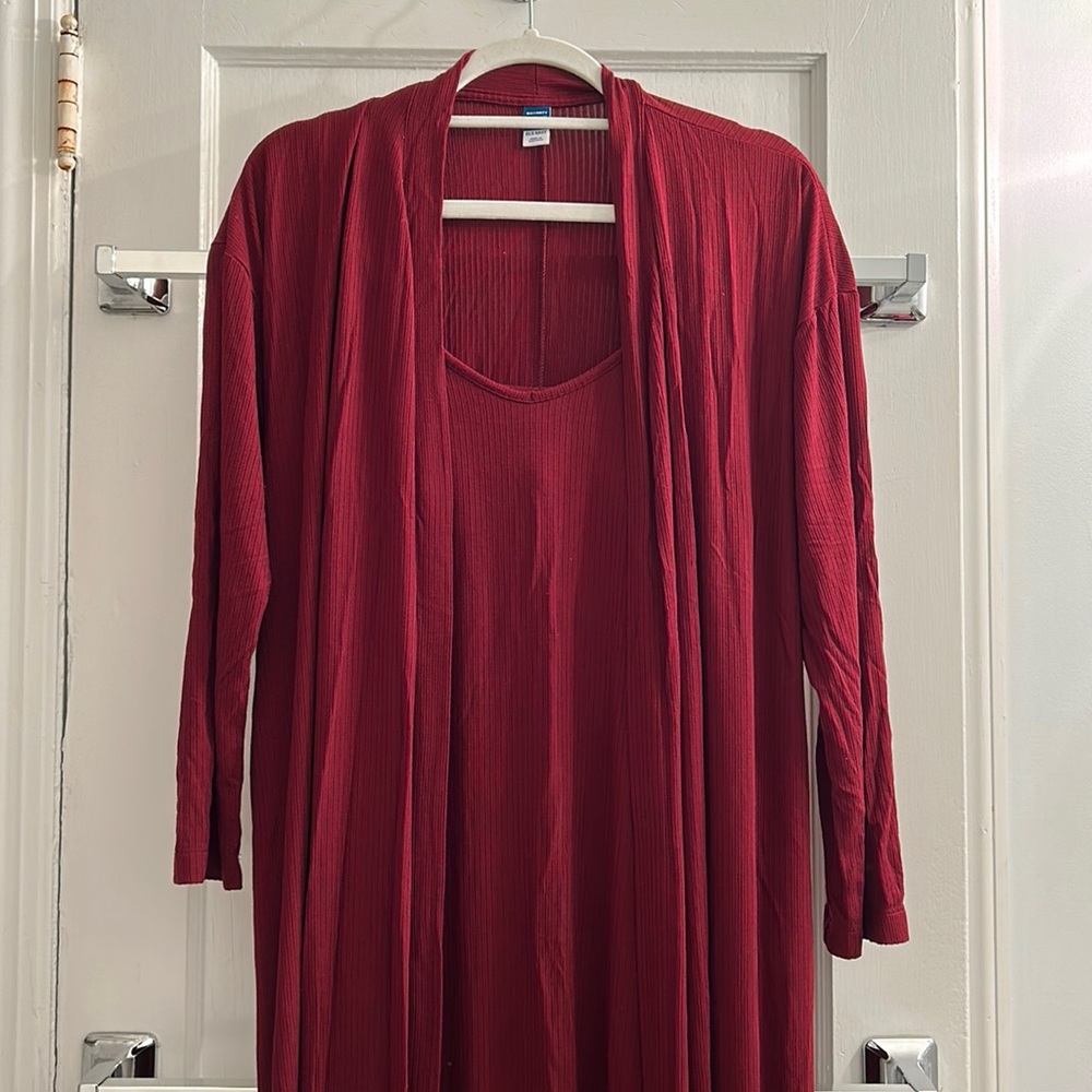 Old Navy Maternity Sunday Sleep Rib-Knit Robe and Nursing Nightgown Set